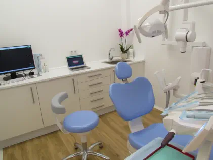 Clínica Dental Galadenco